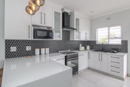 3 Bedroom Property for Sale in Gonubie Eastern Cape